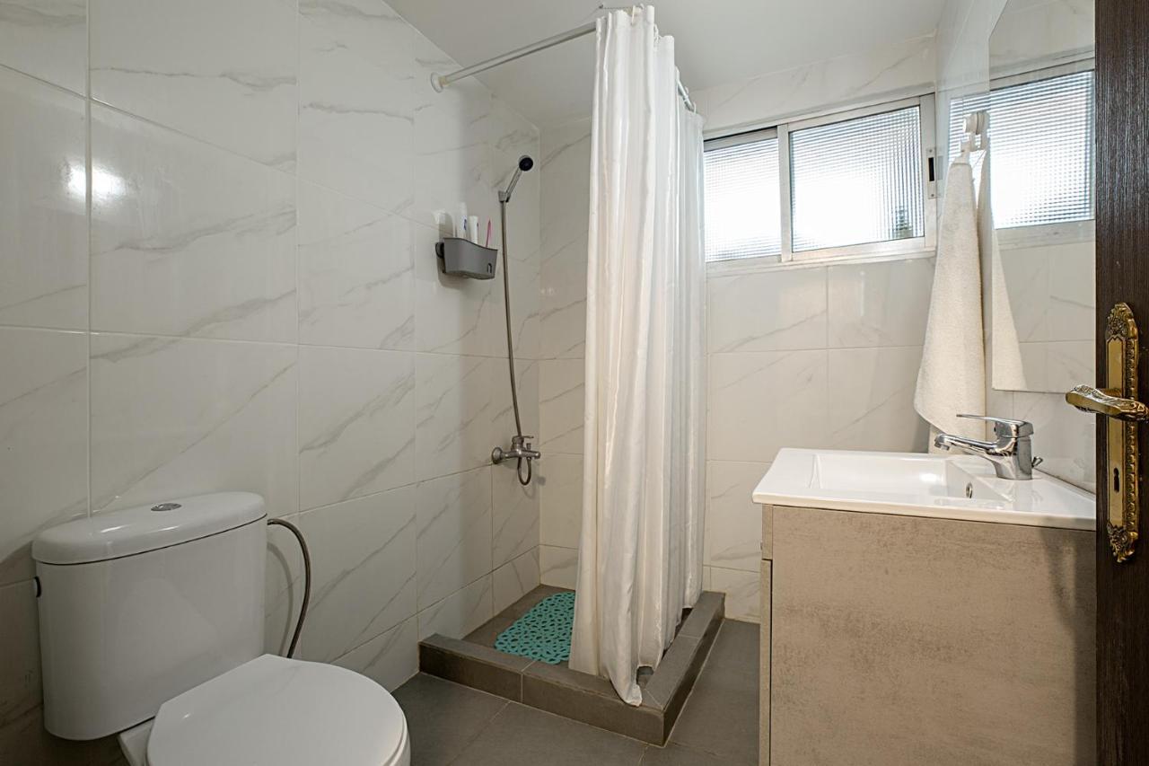 White Hostel Λεμεσός Εξωτερικό φωτογραφία